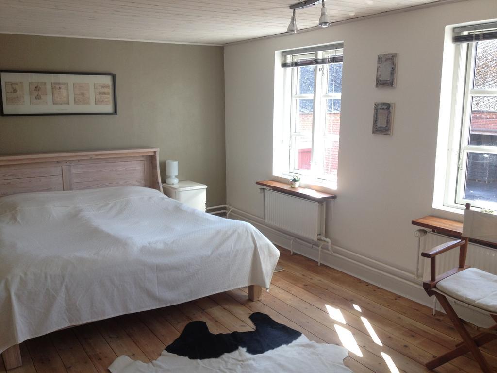 Kildegaarden Bed&Breakfast Frorup Rom bilde
